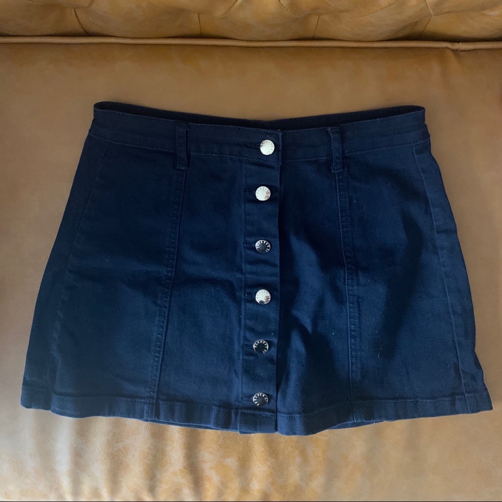 Forever 21 navy buttoned skirt